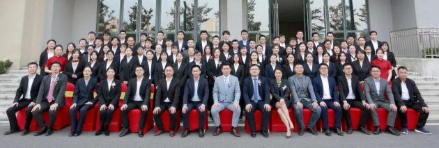 肩负新使命 踏上新征程-不朽情缘举行中央客户效劳中心揭牌仪式-企业新闻-不朽情缘